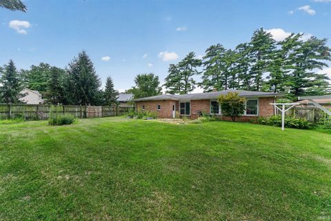 Tiny photo for 55880 River Shore Lane, Elkhart, IN 46516 (MLS # 202630132)