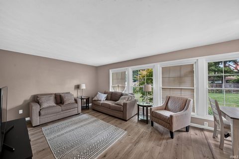 Tiny photo for 55880 River Shore Lane, Elkhart, IN 46516 (MLS # 202630132)