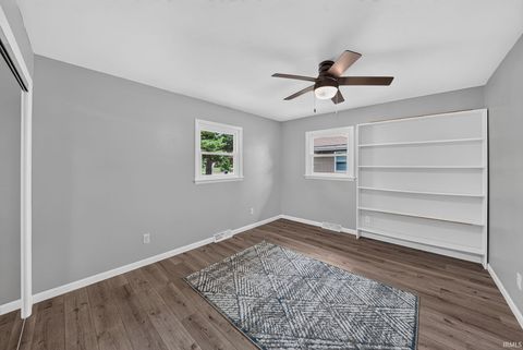 Tiny photo for 55880 River Shore Lane, Elkhart, IN 46516 (MLS # 202630132)
