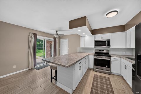 Tiny photo for 55880 River Shore Lane, Elkhart, IN 46516 (MLS # 202630132)