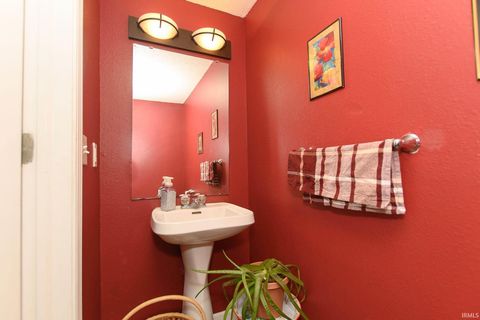 Tiny photo for 846 Springwater Road, Kokomo, IN 46902 (MLS # 202541416)