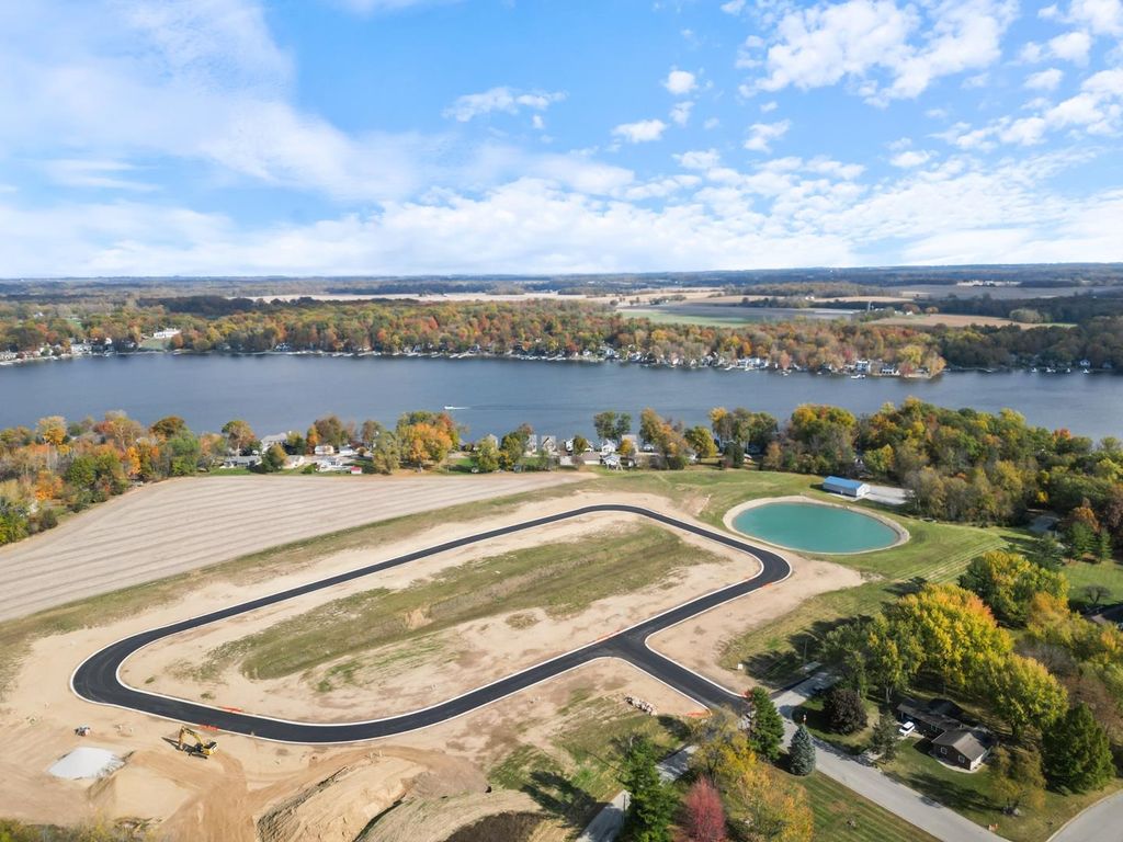 Photo of Lot 33 Tippy View Drive, Leesburg, IN 46538 (MLS # 202604045)