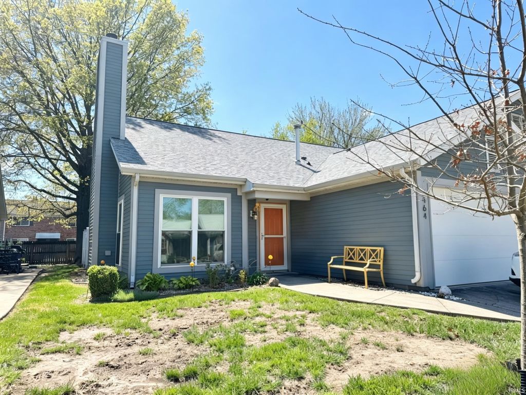 Photo of 464 Westview Circle, West Lafayette, IN 47906 (MLS # 202614020)