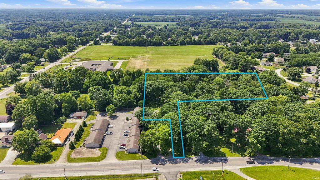 Photo of 2220 Lake Avenue, Plymouth, IN 46563 (MLS # 202628189)