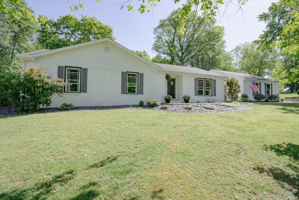 Photo of 5466 McCool Road, Boonville, IN 47601 (MLS # 202616298)