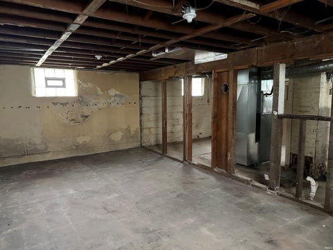 Tiny photo for 1123 Miner Street, South Bend, IN 46617 (MLS # 202621927)