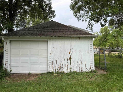 Tiny photo for 1123 Miner Street, South Bend, IN 46617 (MLS # 202621927)