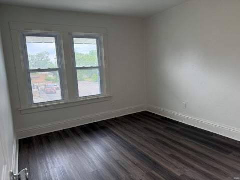 Tiny photo for 1123 Miner Street, South Bend, IN 46617 (MLS # 202621927)