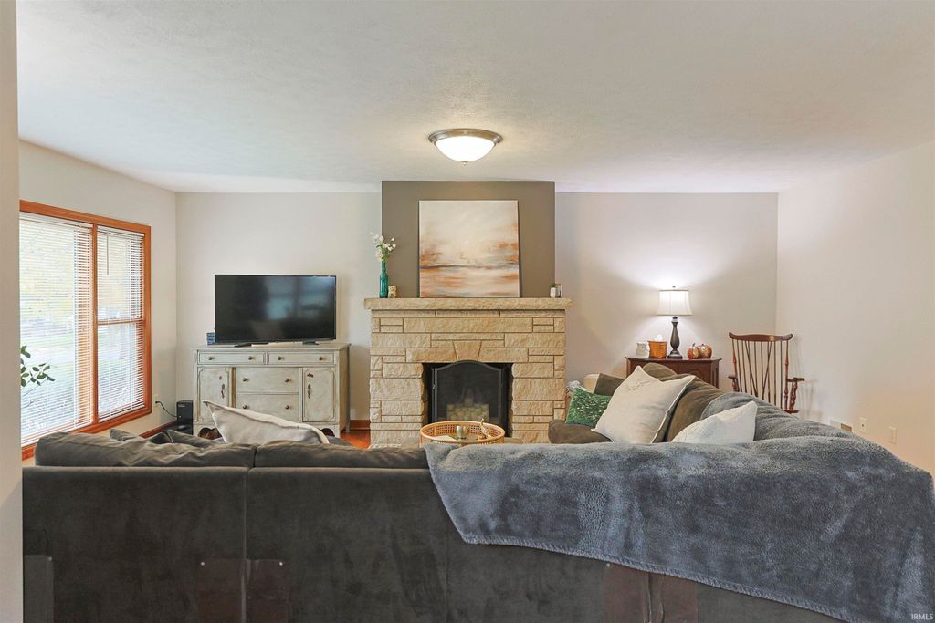 Photo of 2510 Miami Street, South Bend, IN 46614 (MLS # 202548305)