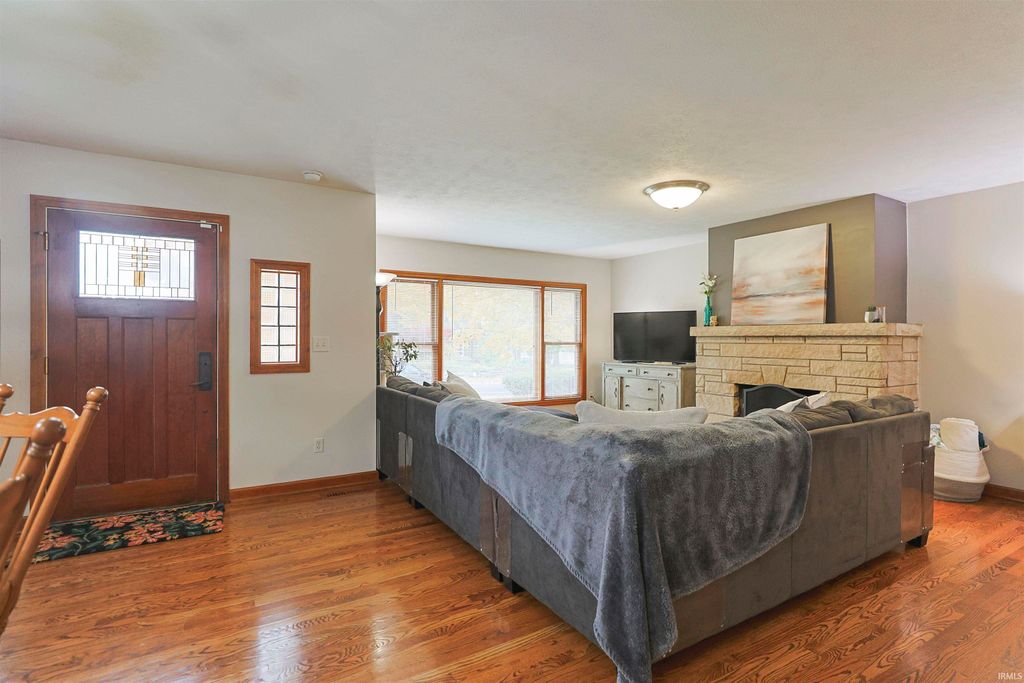 Photo of 2510 Miami Street, South Bend, IN 46614 (MLS # 202548305)