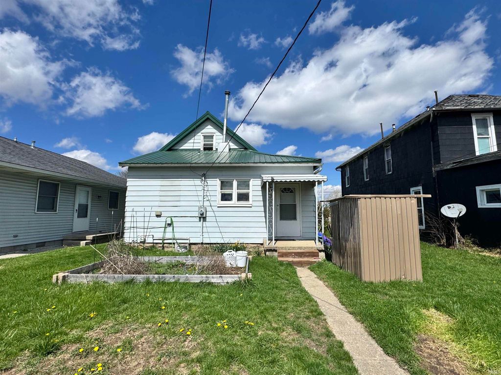 Photo of 1605 W Spencer Avenue, Marion, IN 46952 (MLS # 202612480)