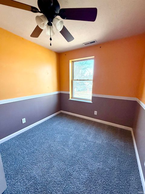 Tiny photo for 614 S Courtland Avenue, Kokomo, IN 46901 (MLS # 202541360)