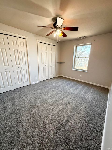 Tiny photo for 614 S Courtland Avenue, Kokomo, IN 46901 (MLS # 202541360)