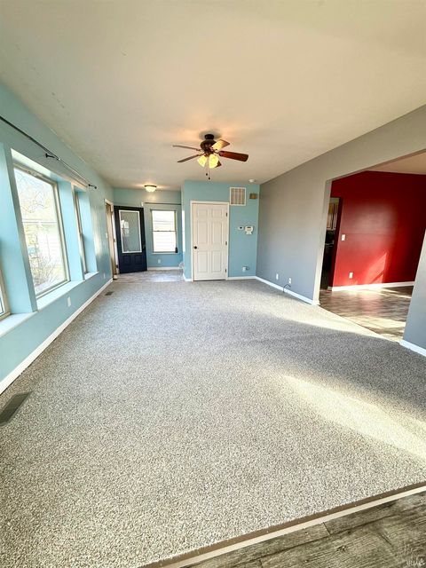 Tiny photo for 614 S Courtland Avenue, Kokomo, IN 46901 (MLS # 202541360)