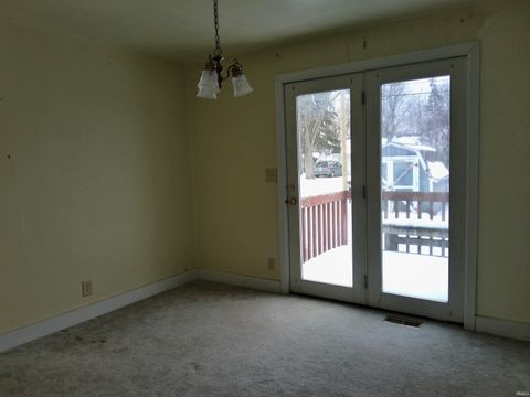 Tiny photo for 955 E 9th Street, Rochester, IN 46975 (MLS # 202603642)