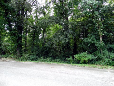 Tiny photo for 3901 3907 3913 Frisse Avenue, Evansville, IN 47714 (MLS # 202634995)
