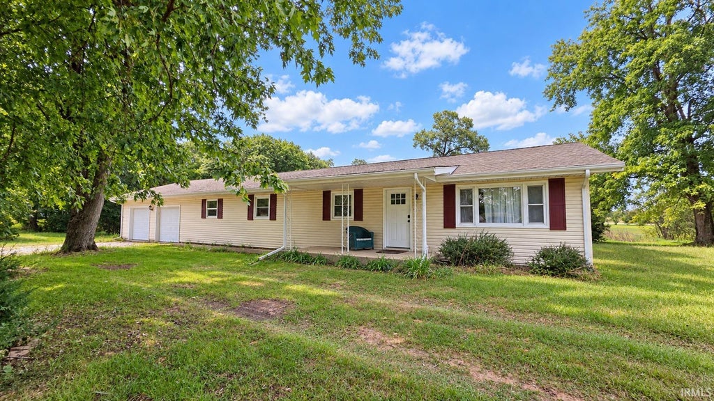 Photo of 5516 W 775 N, Winamac, IN 46996 (MLS # 202639968)
