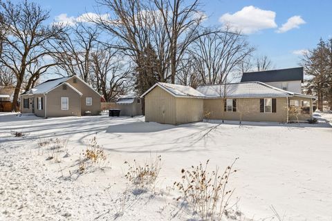 Tiny photo for 1909 King Street, Lafayette, IN 47905 (MLS # 202602887)