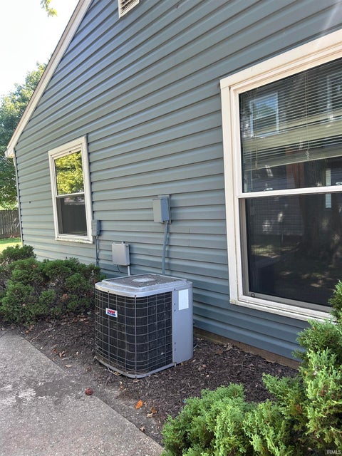 Tiny photo for 3219 Hanover Drive, Lafayette, IN 47909 (MLS # 202636494)