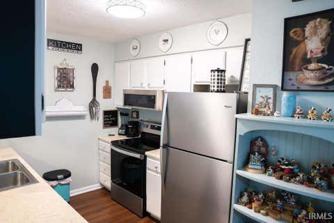 Tiny photo for 2819 S Rockford Court, Kokomo, IN 46902 (MLS # 202632533)