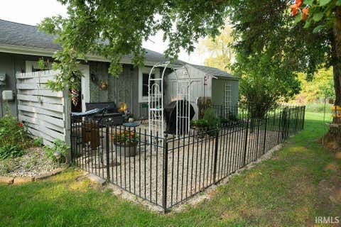 Tiny photo for 2819 S Rockford Court, Kokomo, IN 46902 (MLS # 202632533)