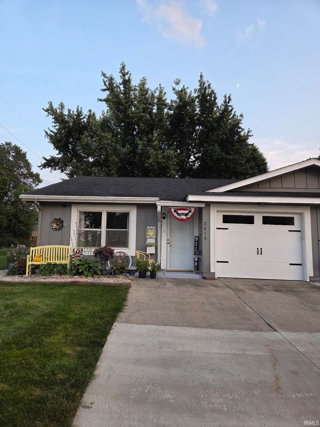 Photo of 2819 S Rockford Court, Kokomo, IN 46902 (MLS # 202632533)