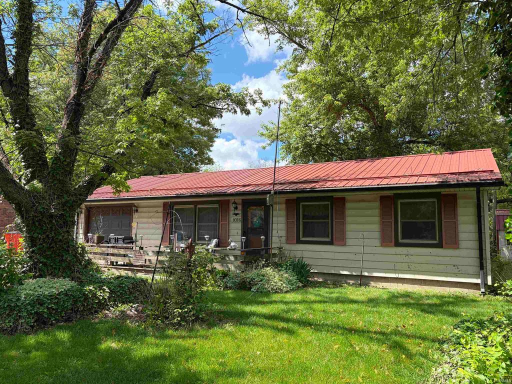 Photo of 1016 Jeffrey Avenue, Monticello, IN 47960 (MLS # 202619820)