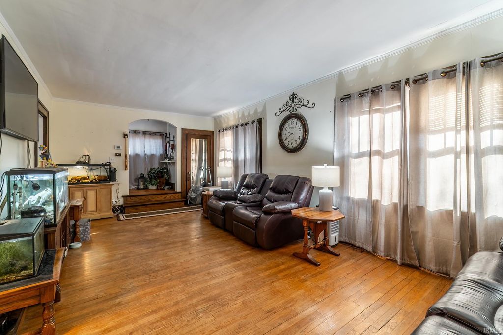 Photo of 443 French Avenue, Fort Wayne, IN 46807 (MLS # 202610598)