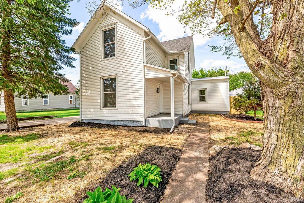 Photo of 616 McDonald Street, Elkhart, IN 46516 (MLS # 202614965)