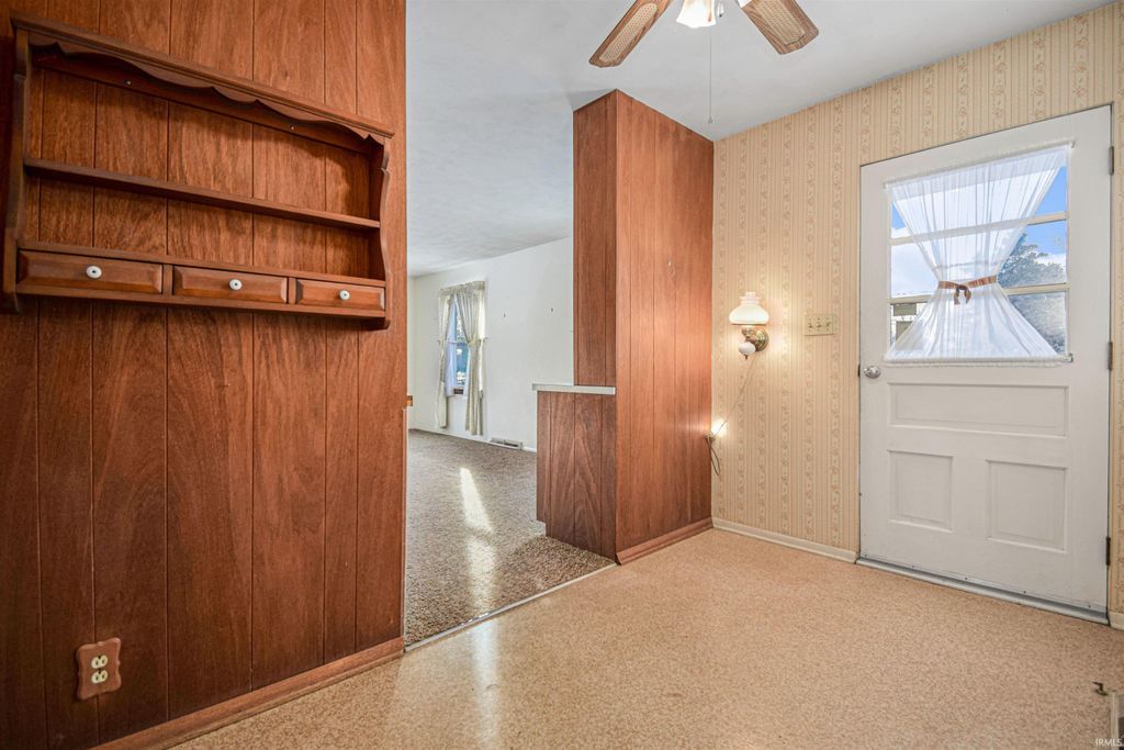 Photo of 25305 Edison Road, South Bend, IN 46628 (MLS # 202606111)