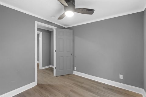 Tiny photo for 224 E Christy Street, Marion, IN 46952 (MLS # 202601203)