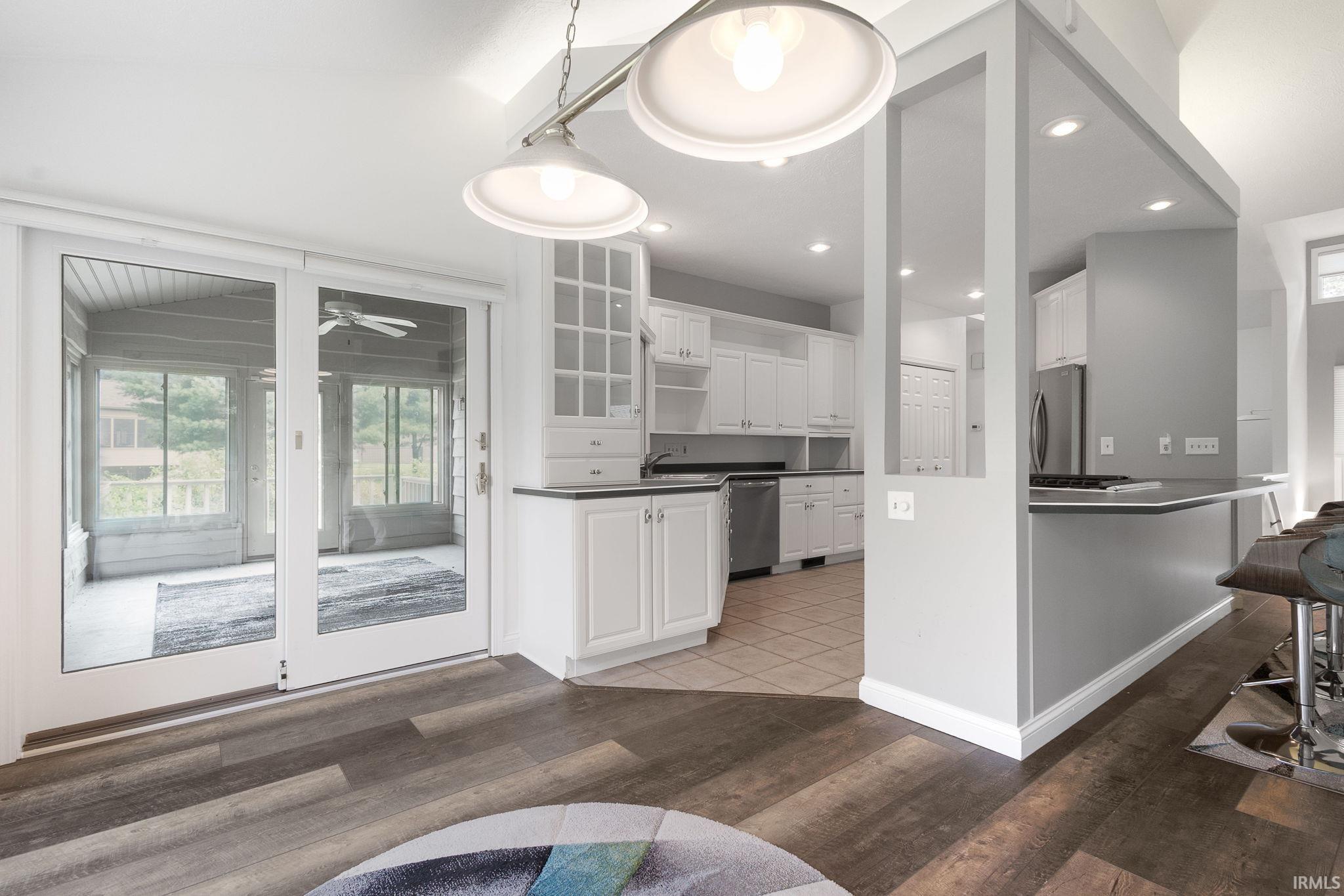 Elkhart, Indiana 46514, United States, 3 Bedrooms Bedrooms, ,3 BathroomsBathrooms,Residential,Active,183304