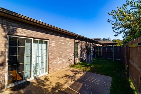 Tiny photo for 8323 Nolia Lane, Newburgh, IN 47630 (MLS # 202643833)