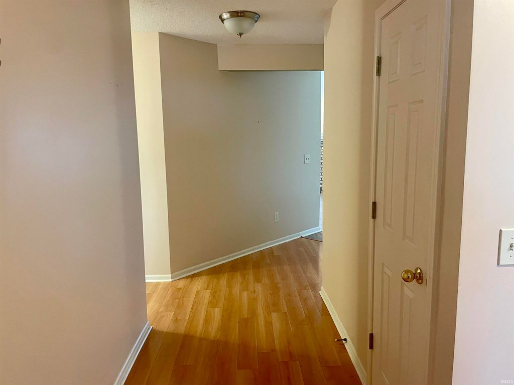 Photo of 3010 Trappers Cove, Huntington, IN 46750 (MLS # 202607144)