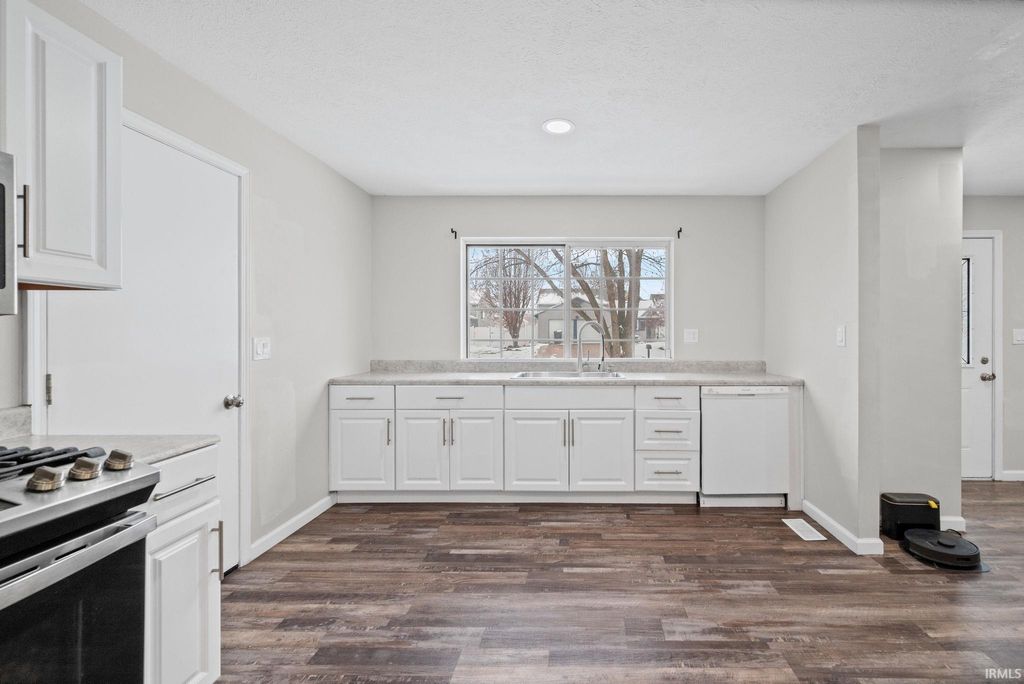 Photo of 3435 Coventry Lane, Lafayette, IN 47909 (MLS # 202548480)