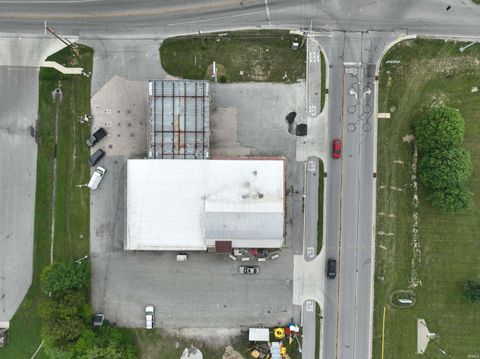 Tiny photo for 912 S Main Street, Monticello, IN 47960 (MLS # 202546241)