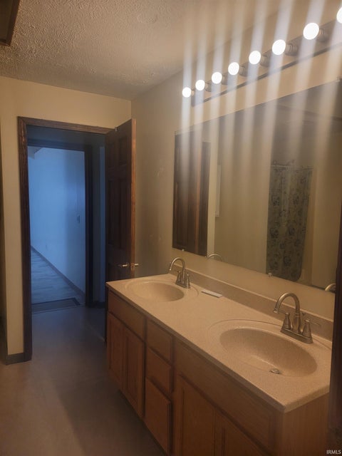 Tiny photo for 705 N Riverside Drive, Winamac, IN 46996 (MLS # 202630283)