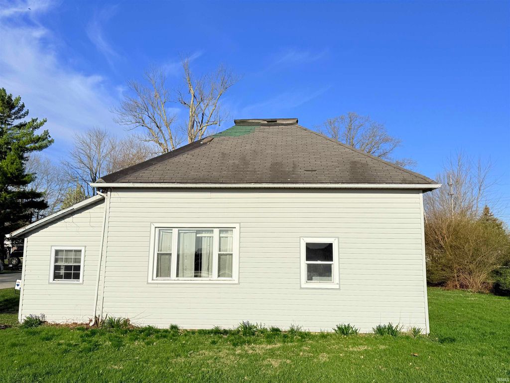 Photo of 102 W Harrison Street, Converse, IN 46919 (MLS # 202601638)