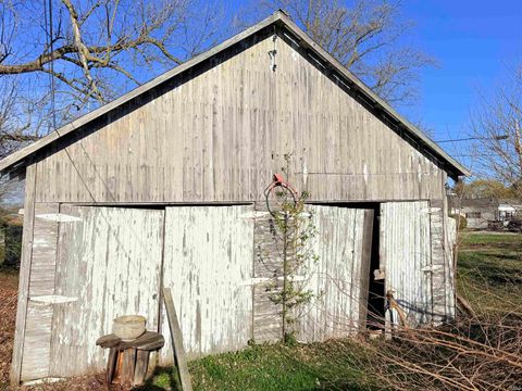 Tiny photo for 102 W Harrison Street, Converse, IN 46919 (MLS # 202601638)