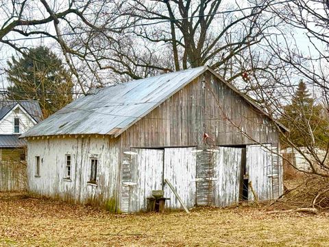 Tiny photo for 102 W Harrison Street, Converse, IN 46919 (MLS # 202601638)