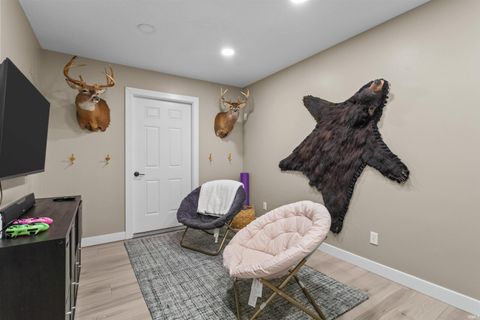 Tiny photo for 106 FREEDOM Court, Kokomo, IN 46902 (MLS # 202606763)