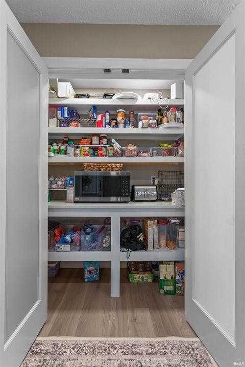 Tiny photo for 106 FREEDOM Court, Kokomo, IN 46902 (MLS # 202606763)