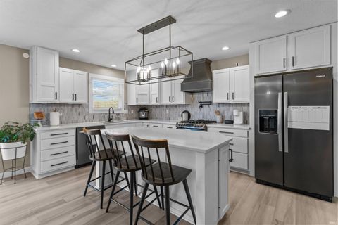 Tiny photo for 106 FREEDOM Court, Kokomo, IN 46902 (MLS # 202606763)