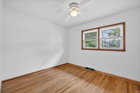 Tiny photo for 5599 N Brummetts Creek Road, Bloomington, IN 47408 (MLS # 202613503)