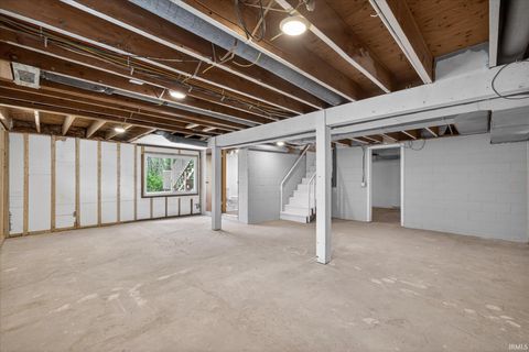 Tiny photo for 5599 N Brummetts Creek Road, Bloomington, IN 47408 (MLS # 202613503)