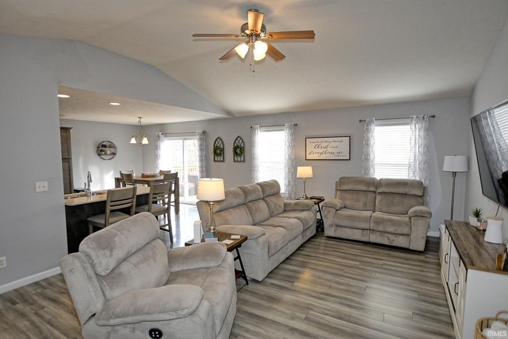 Photo of 5132 Hidden Lake Drive, Evansville, IN 47712 (MLS # 202549916)