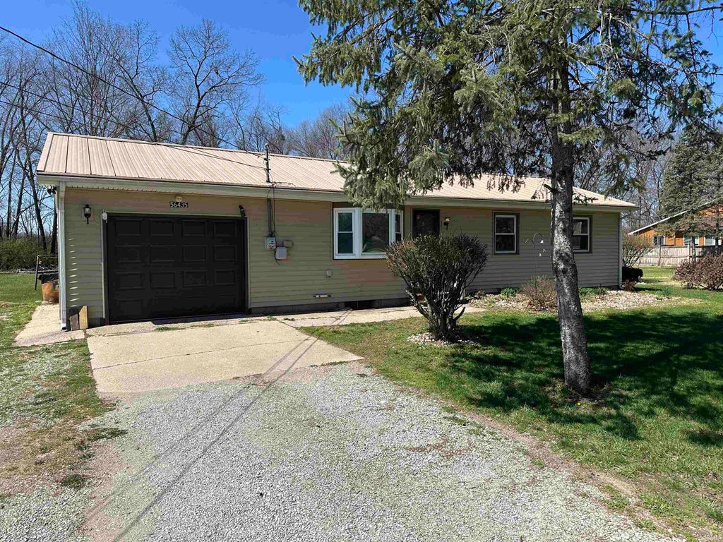 Photo of 56435 County Road 1, Elkhart, IN 46516 (MLS # 202611819)