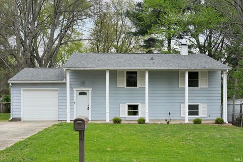 Photo of 306 S Cedar Drive, Ellettsville, IN 47429 (MLS # 202611745)