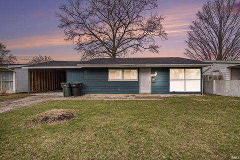 1301 Ebeling Drive, South Bend, IN 46615 - #: 202517635