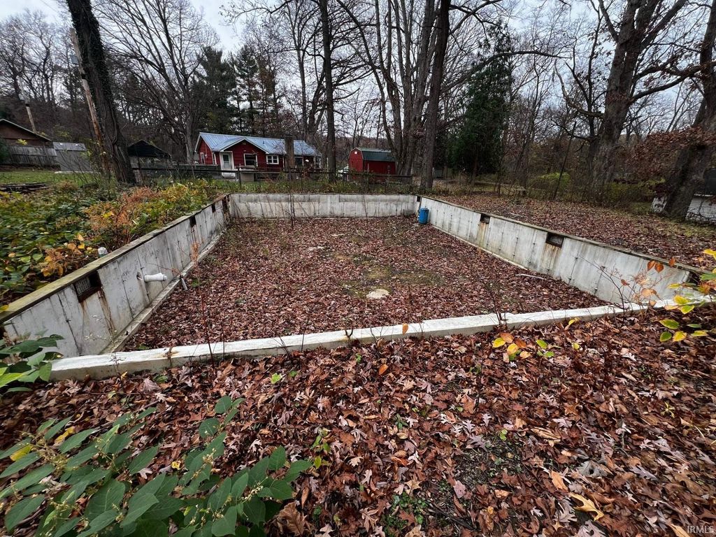 Photo of 25849 Kenwood Drive, South Bend, IN 46628 (MLS # 202604424)